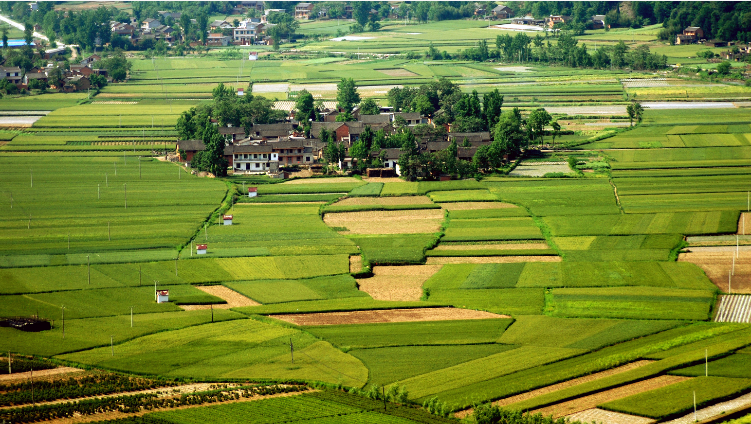 富水镇精心打造秦岭特色小镇商洛日报