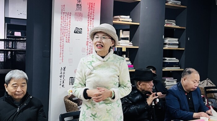 1764988311929228.jpg c6b479a2b13e642adb1046f65494281a.jpg